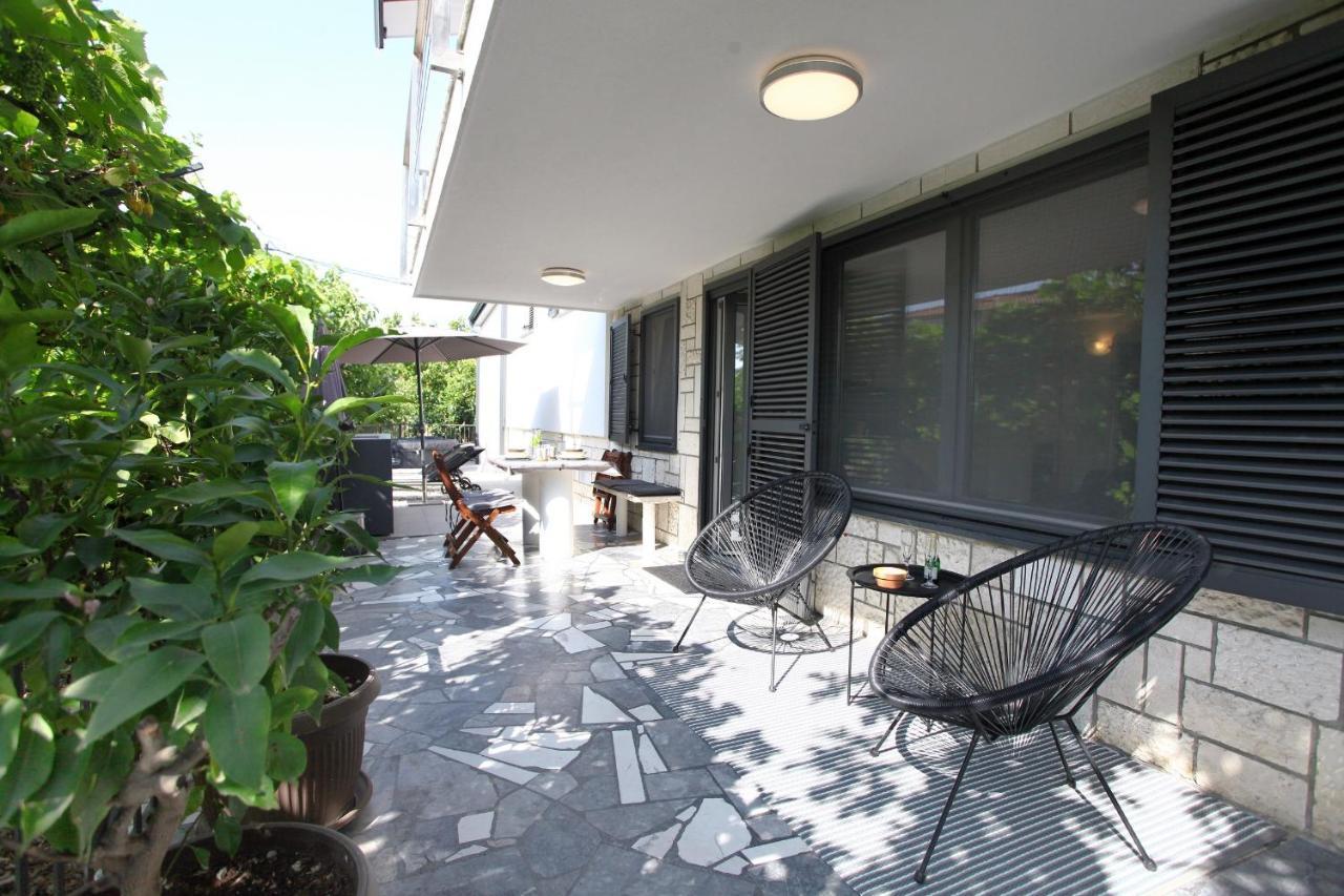 Modern Apartment Parenzana Izma ポルトローシュ エクステリア 写真